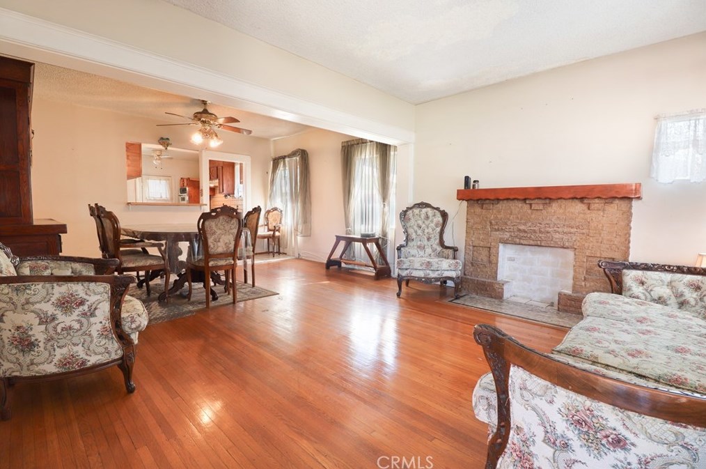 1710 Phillips Way, Los Angeles, CA 90042-1037