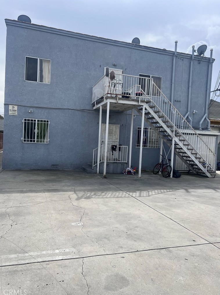 145 47th St, Los Angeles CA  90011-3905 exterior