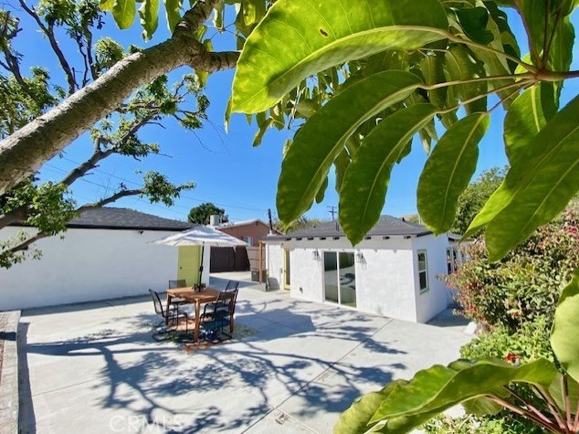 2402 Eastern Ave, Los Angeles CA  90032-3226 exterior