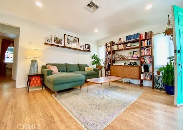 2130 Eastern Ave, Los Angeles CA  90032-3816 exterior