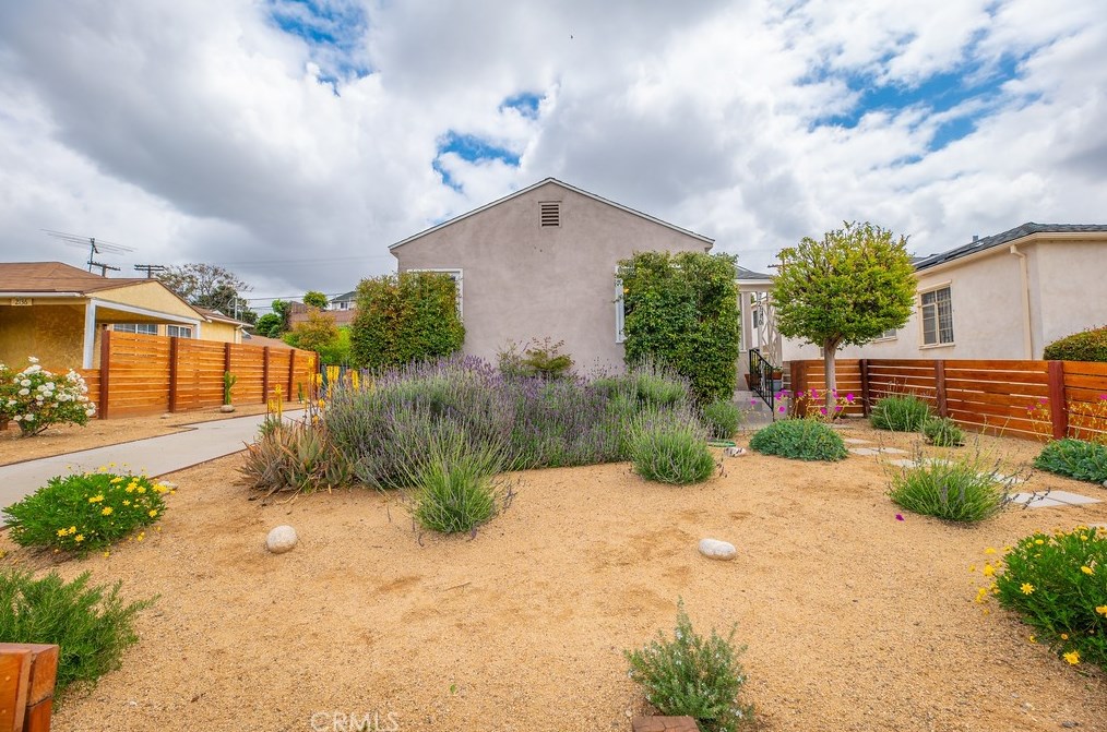2130 Eastern Ave, Los Angeles CA  90032-3816 exterior