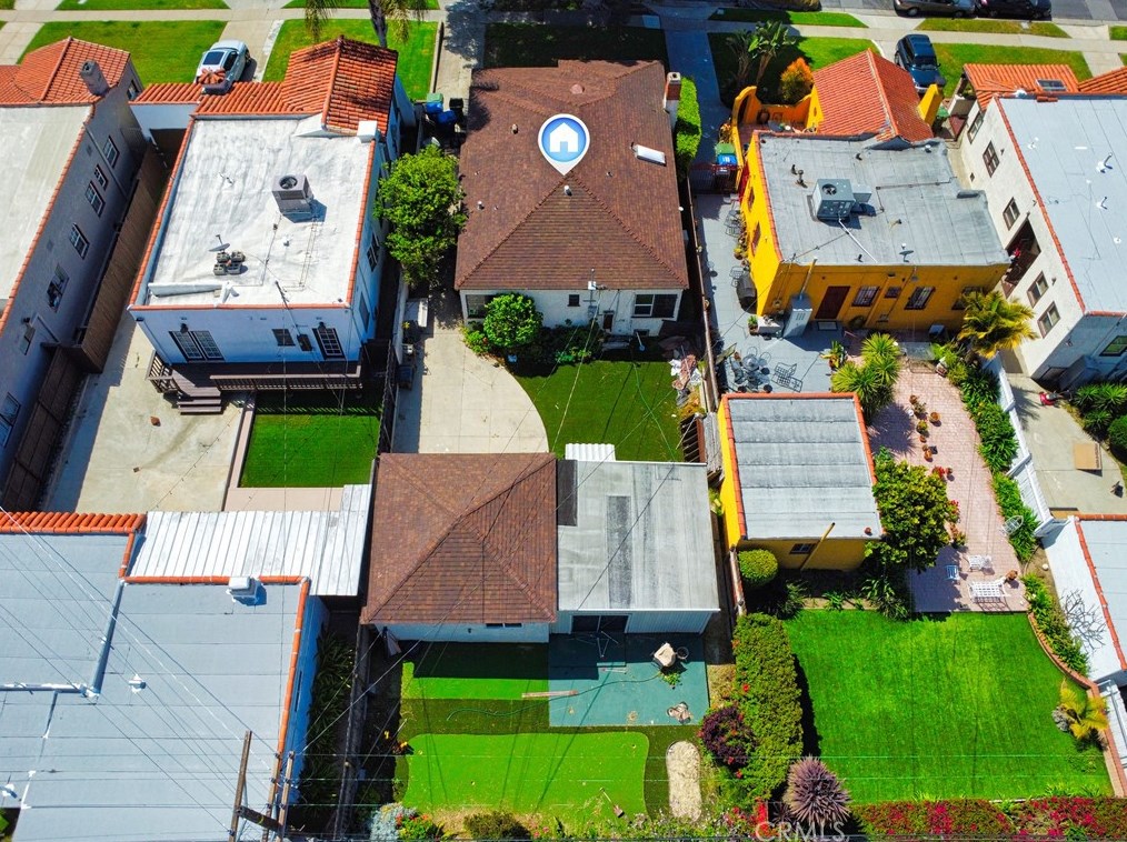 4039 60th St, Los Angeles CA  90043-3636 exterior