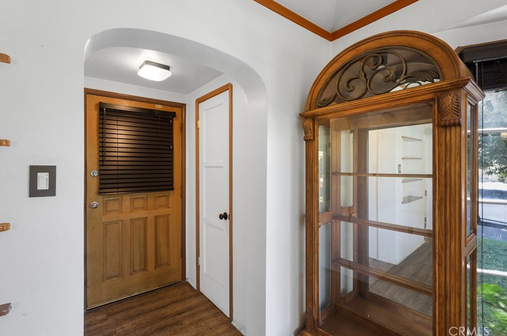 4039 60th St, Los Angeles CA  90043-3636 exterior