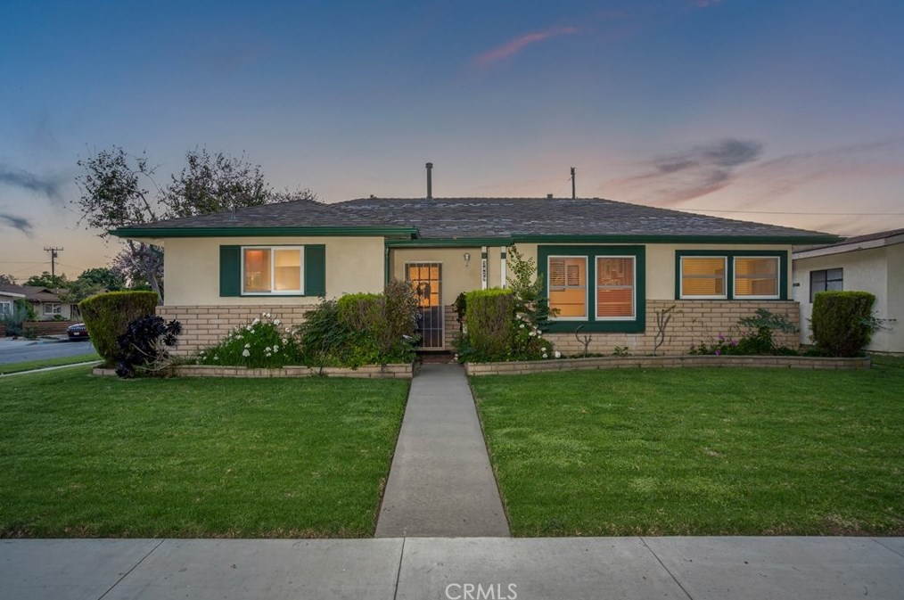 3429 Josie Ave, Long Beach, CA 90808-2908