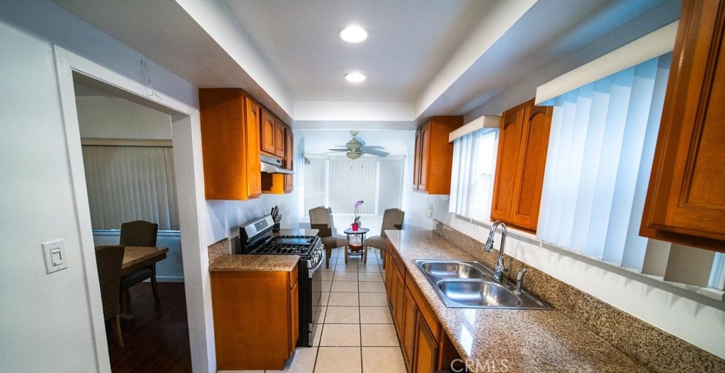4221 59th Pl, Los Angeles CA  90043-3449 exterior