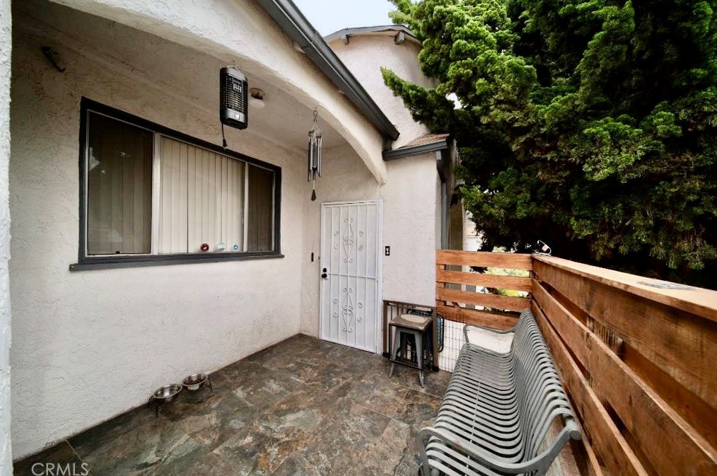 4221 59th Pl, Los Angeles CA  90043-3449 exterior