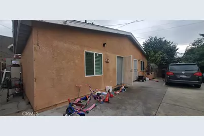 632 W 41st Place, Los Angeles, CA 90037 - Photo 2