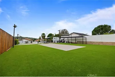 10635 Foothill Boulevard, Sylmar, CA 91342 - Photo 34