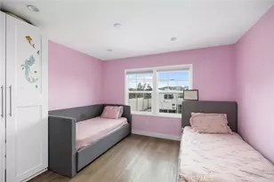 10635 Foothill Blvd, Sylmar, CA 91342 - Photo 22