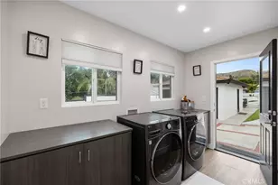 10635 Foothill Blvd, Sylmar, CA 91342 - Photo 16