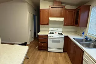 5300 Cortland St, Lynwood, CA 90262 - Photo 4