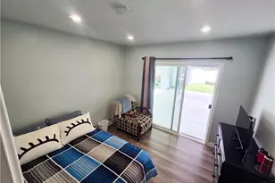 8118 Gentry Ave, North Hollywood, CA 91605 - Photo 26