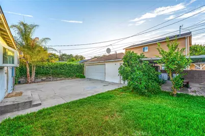 11267 Sampson Avenue, Lynwood, CA 90262 - Photo 4