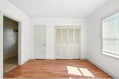 1050 S Berendo Street, Los Angeles, CA 90006 - Photo 12