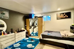 1199 W 38th St, Los Angeles, CA 90037 - Photo 20