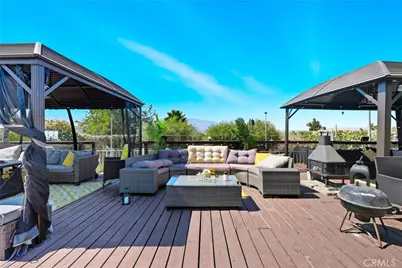 1474 Greenbriar Avenue, Corona, CA 92878 - Photo 26