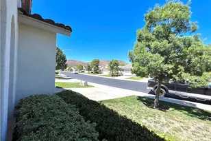 28239 Long Meadow Dr, Menifee, CA 92584 - Photo 2