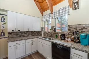 115 Sunset Ln, Sugarloaf, CA 92386 - Photo 6