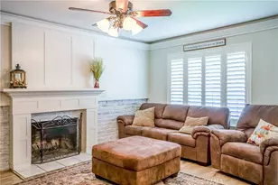 19631 Fairweather, Canyon Country, CA 91351 - Photo 18