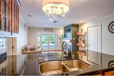 19631 Fairweather, Canyon Country, CA 91351 - Photo 10