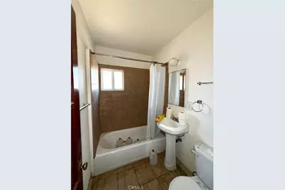 4949 E San Carlos, Rancho Dominguez, CA 90221 - Photo 12