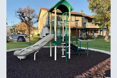 9821 Sun Valley, Montclair, CA 91763 - Photo 10