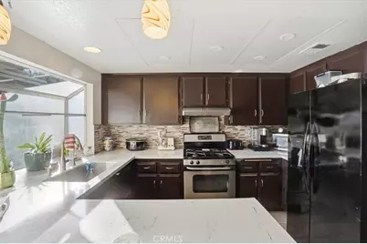 801 Broadway, Lake Elsinore, CA 92530 - Photo 20