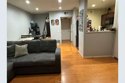 11150 Glenoaks, Pacoima, CA 91331 - Photo 2