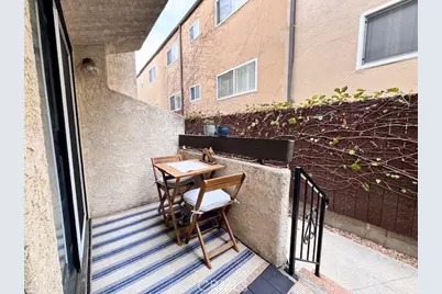 543 W Stocker #5, Glendale, CA 91202 - Photo 2