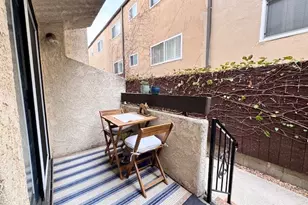 543 W Stocker, Glendale, CA 91202 - Photo 2