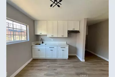 212 W 84th, Los Angeles, CA 90003 - Photo 4