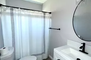 212 W 84th, Los Angeles, CA 90003 - Photo 8