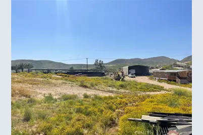 22285 Old Elsinore Road, Perris, CA 92570 - Photo 10