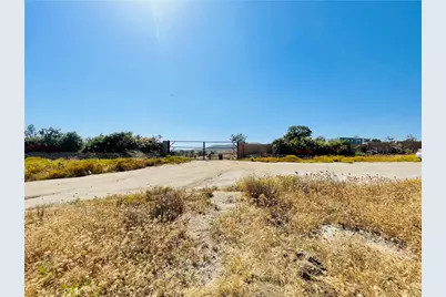 22285 Old Elsinore Road, Perris, CA 92570 - Photo 2