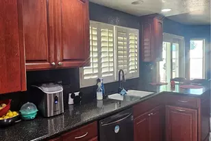 4311 Glenroy Ct, Jurupa Valley, CA 92509 - Photo 6