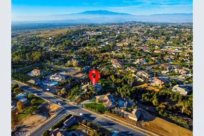18120 Gentian Avenue, Riverside, CA 92508 - Photo 16