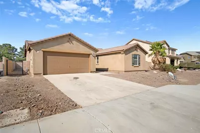 3213 Patti Ln, Lancaster, CA 93535 - Photo 2