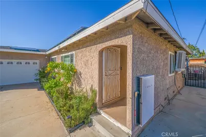 152 E Rosewood, Rialto, CA 92376 - Photo 24