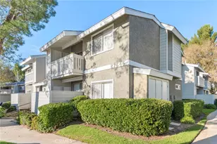 27645 J Susan Beth Way, Saugus, CA 91350 - Photo 2