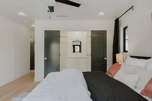 584 N Plymouth, Los Angeles, CA 90004 - Photo 34