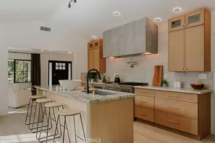 584 N Plymouth, Los Angeles, CA 90004 - Photo 4