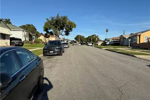 1917 Lohengrin, Los Angeles, CA 90047 - Photo 2