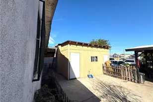 9715 Grandee, Los Angeles, CA 90002 - Photo 6