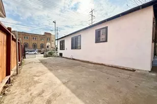 2411 Griffith Ave, Los Angeles, CA 90011 - Photo 32