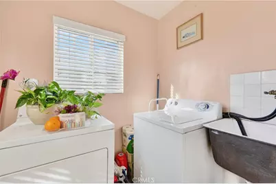 13339 Crocker, Los Angeles, CA 90061 - Photo 24