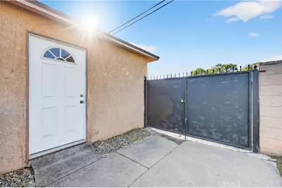 13339 Crocker, Los Angeles, CA 90061 - Photo 30