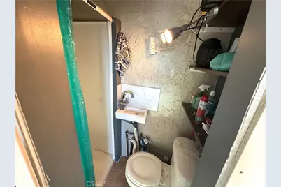 3008 W 30th Street, Los Angeles, CA 90018 - Photo 28