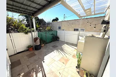 3008 W 30th Street, Los Angeles, CA 90018 - Photo 24