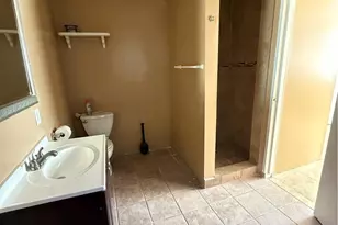 6110 Dennison St, Los Angeles, CA 90022 - Photo 12