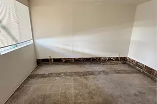 6110 Dennison St, Los Angeles, CA 90022 - Photo 14